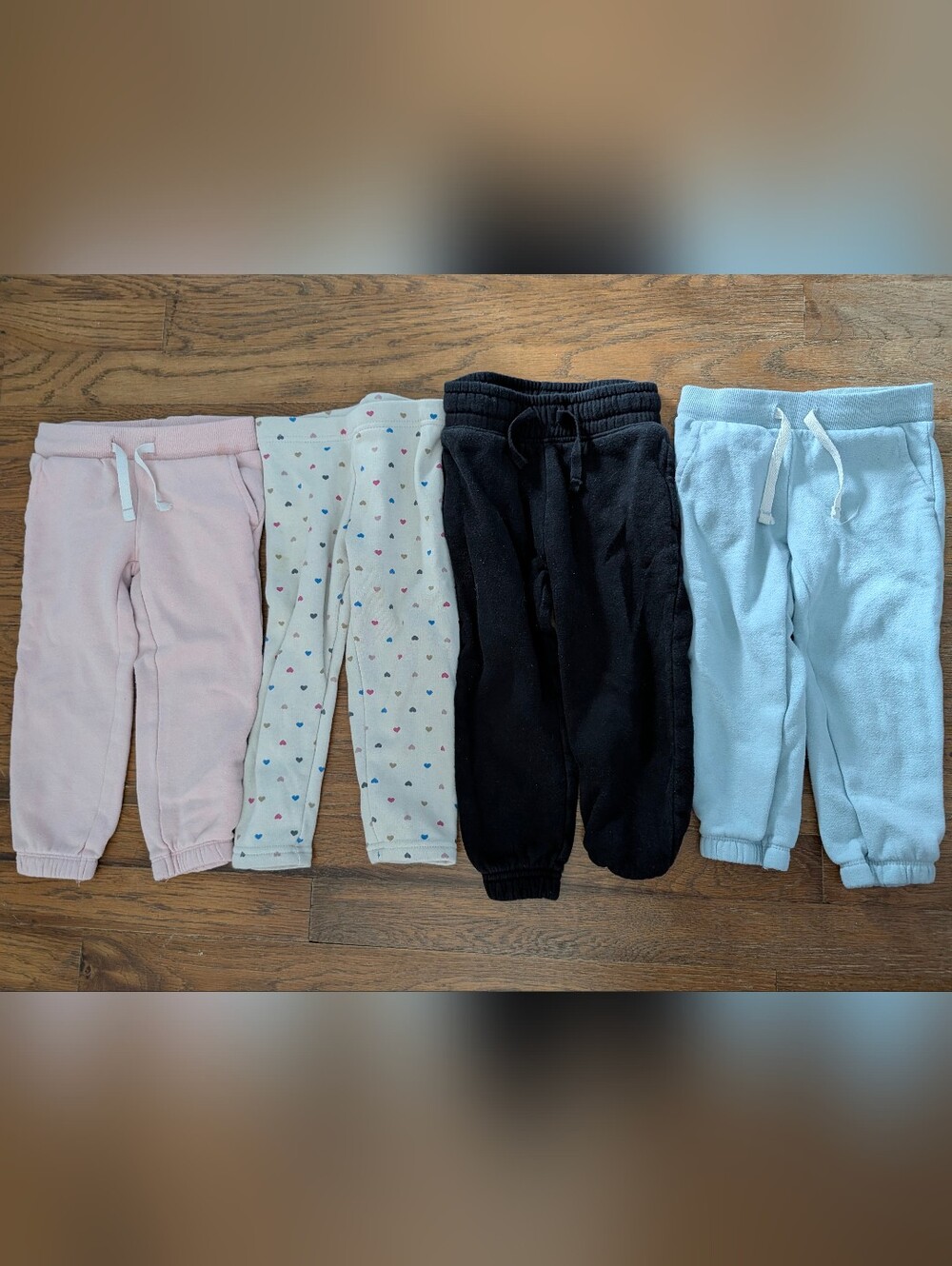 Girls 2T Sweatpants Set (Lot Of 4)